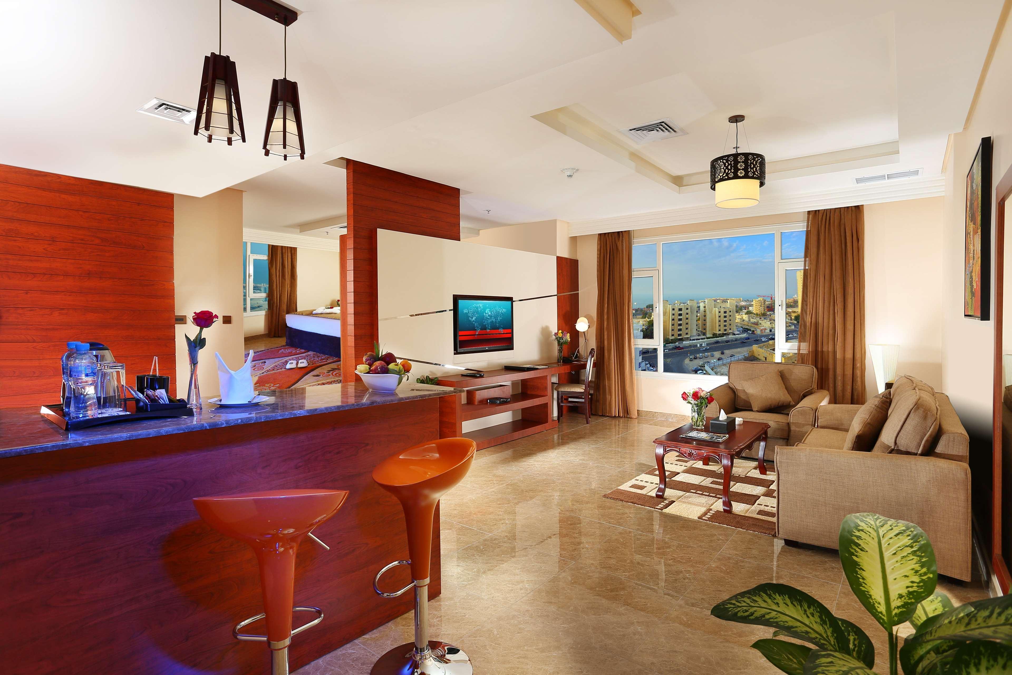 Best Western Plus Salmiya Кувейт Экстерьер фото
