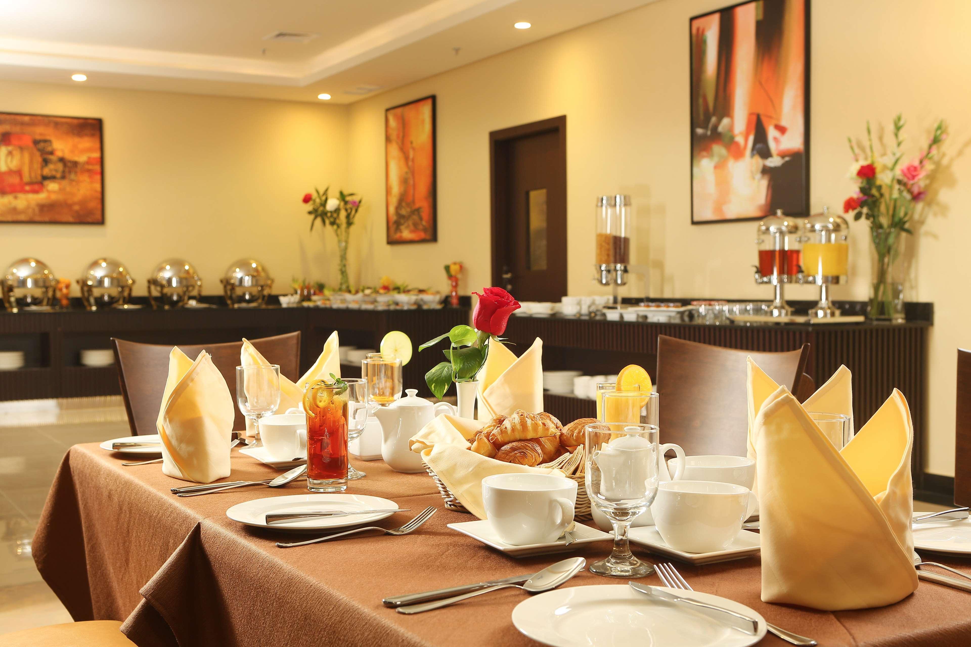 Best Western Plus Salmiya Кувейт Экстерьер фото