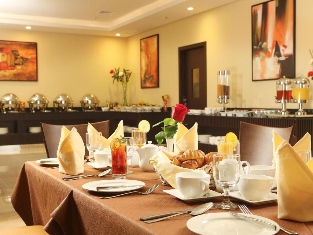 Best Western Plus Salmiya Кувейт Экстерьер фото