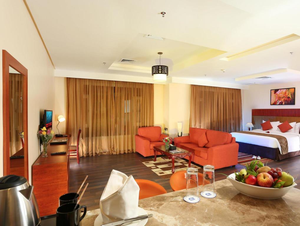 Best Western Plus Salmiya Кувейт Экстерьер фото